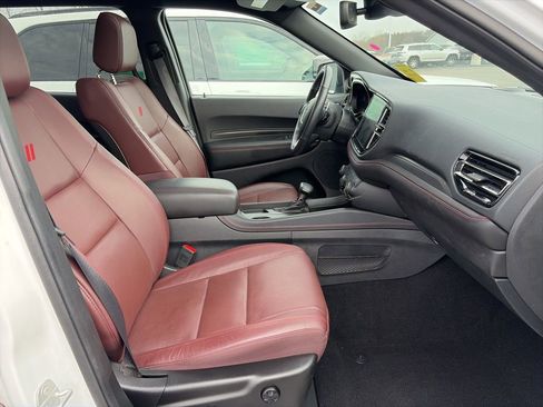 Used 2025 Dodge Durango GT image 8
