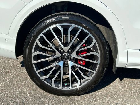Used 2025 Audi SQ5 Premium Plus w/ Premium Plus Package image 41