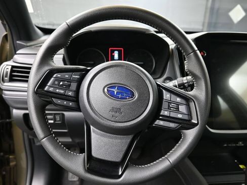 Certified 2025 Subaru Forester Premium AWD/4WD image 23
