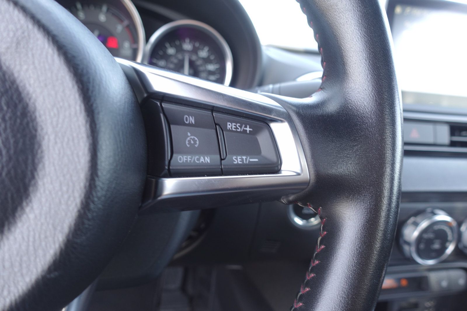 Used 2016 MAZDA MX-5 Miata Grand Touring RWD image 20