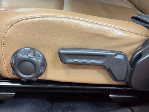 Used 2020 Jeep Gladiator Rubicon image 11