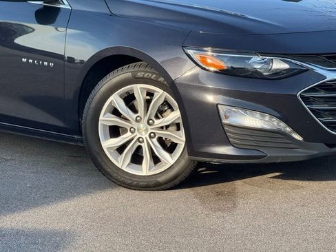 Used 2023 Chevrolet Malibu LT FWD image 2