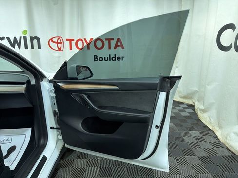 Used 2023 Tesla Model Y Long Range AWD/4WD image 10
