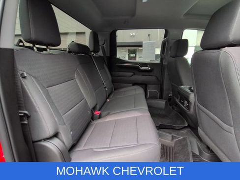 Used 2023 Chevrolet Silverado 1500 LT Trail Boss w/ Protection Package AWD/4WD image 28