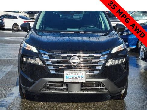 New 2025 Nissan Rogue S image 8