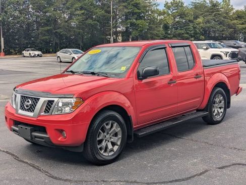 Used 2021 Nissan Frontier SV RWD image 3