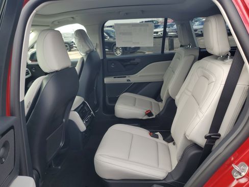 New 2026 Lincoln Aviator Reserve AWD/4WD image 23