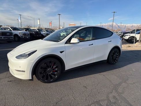 Used 2022 Tesla Model Y Performance AWD/4WD image 22