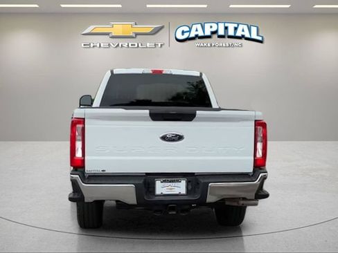 Used 2025 Ford F250 XLT w/ FX4 Off-Road Package AWD/4WD image 5