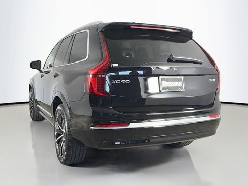New 2026 Volvo XC90 T8 Ultra w/ Protection Package AWD/4WD image 5