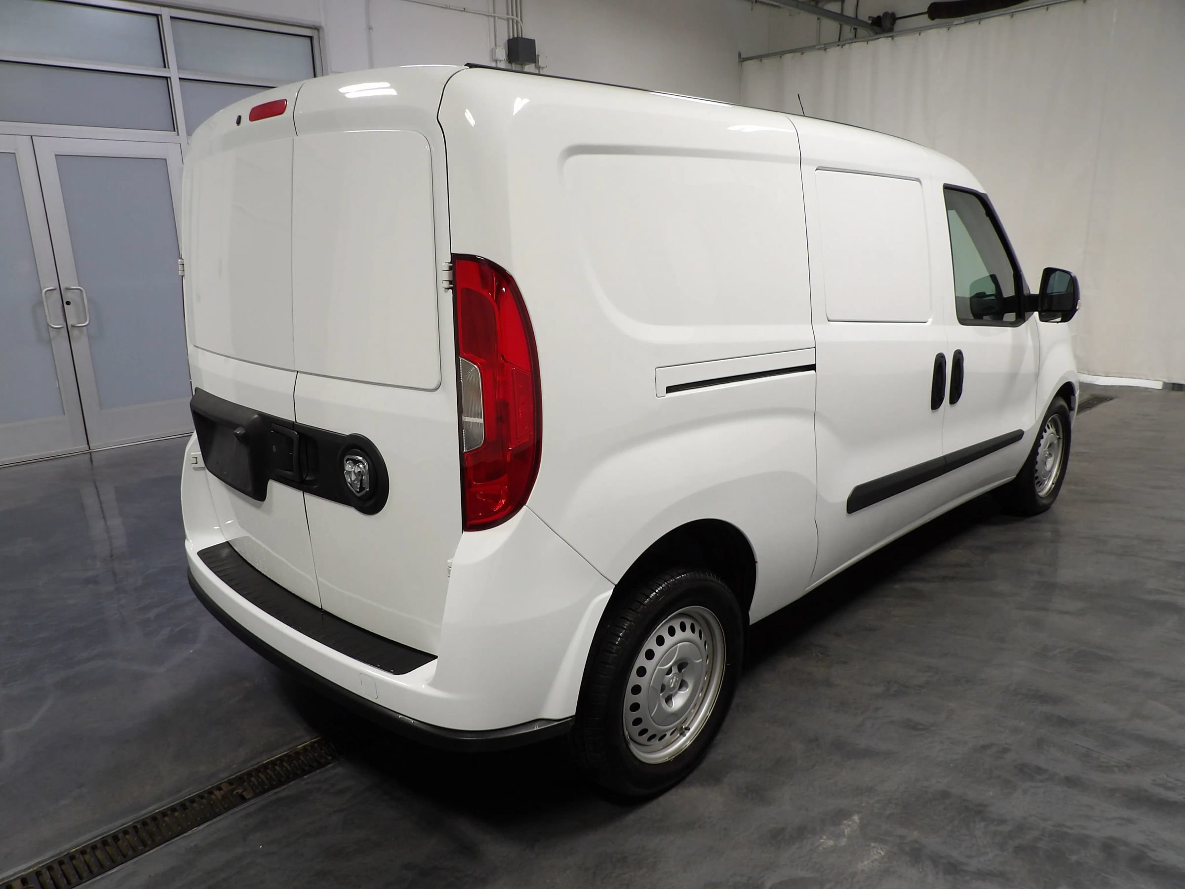 Used 2022 RAM ProMaster City Tradesman FWD image 4