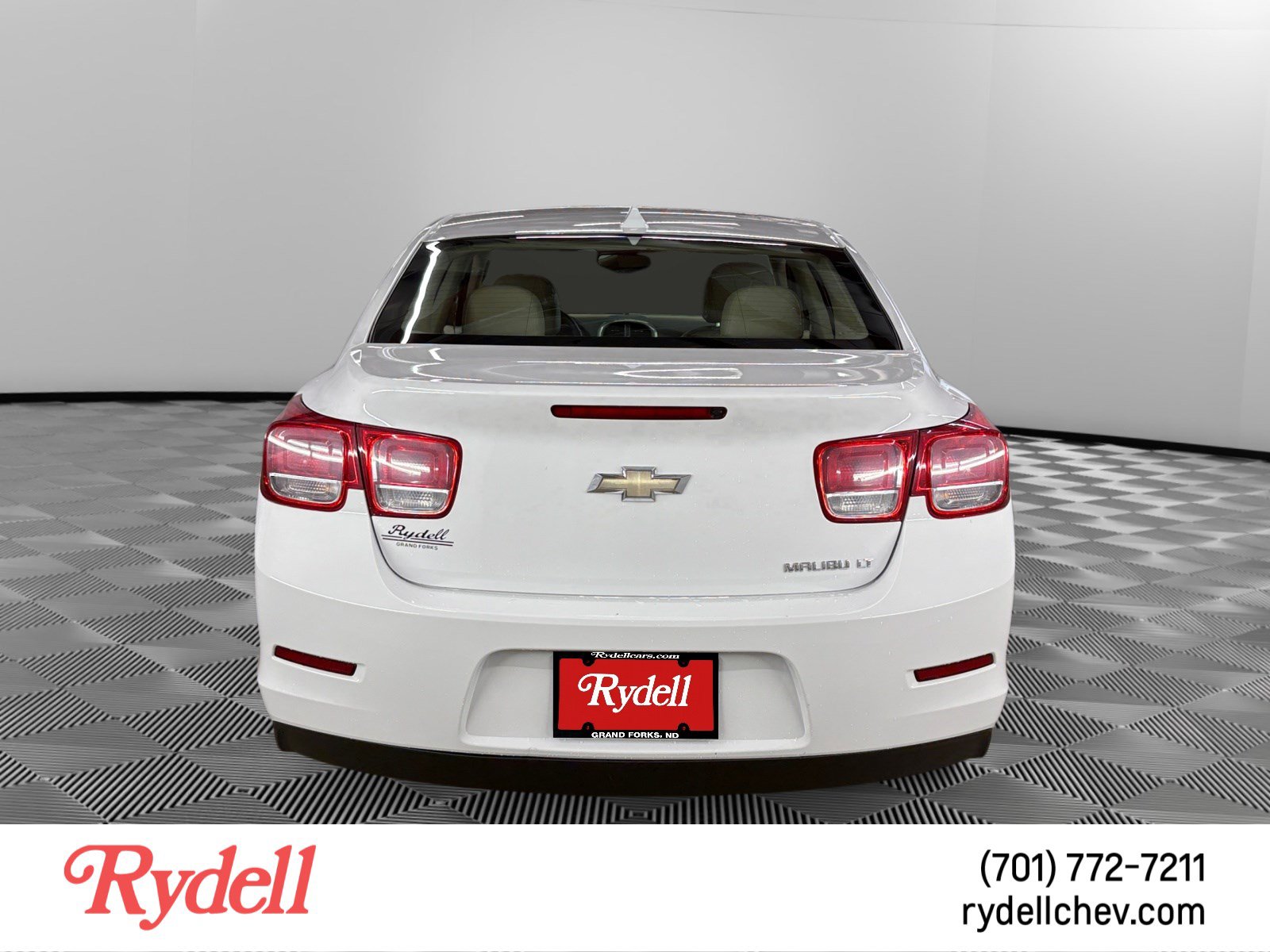 Used 2013 Chevrolet Malibu LT w/ Power Convenience Package FWD image 4