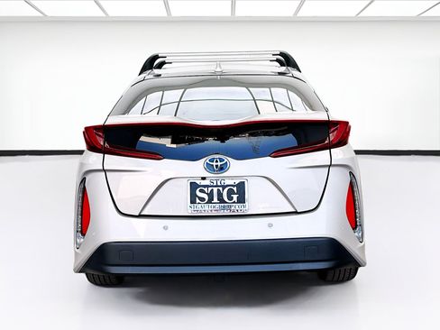 Used 2019 Toyota Prius Prime Advanced FWD image 5