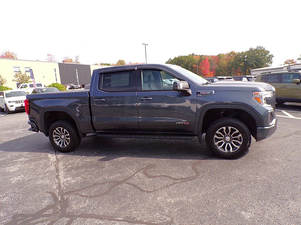 Used 2022 GMC Sierra 1500 AT4 w/ AT4 Premium Package AWD/4WD image 4