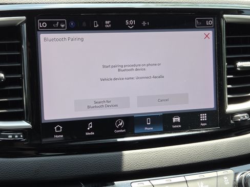 Used 2024 Chrysler Pacifica Touring-L FWD image 6