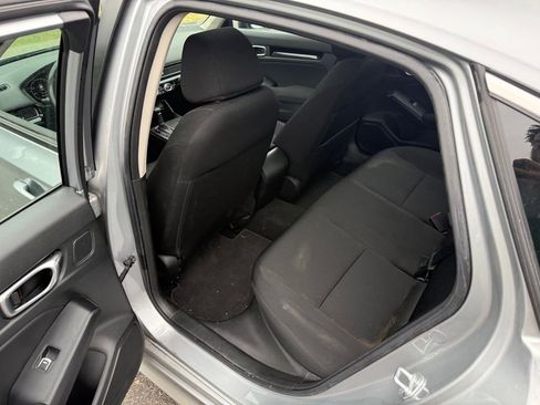 Used 2023 Honda Civic EX image 6
