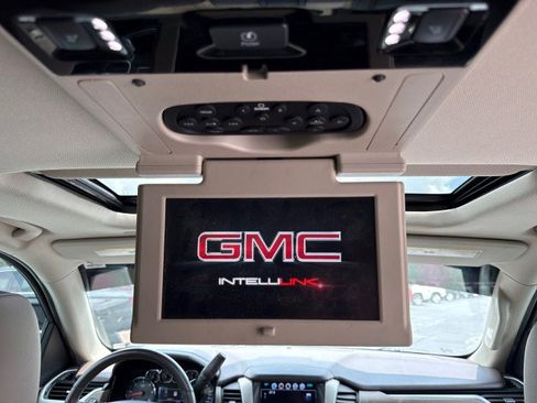 Used 2018 GMC Yukon SLT w/ Open Road Package RWD image 19
