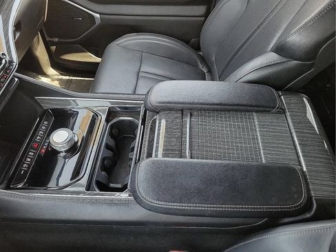 Used 2022 Jeep Wagoneer Series II w/ Convenience Group I RWD image 29