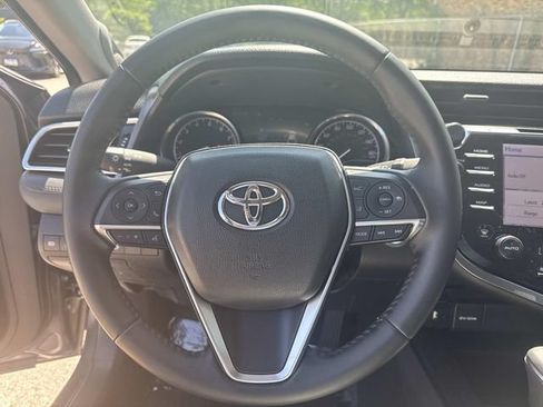 Used 2018 Toyota Camry XLE w/ Driver Assist Package FWD image 26