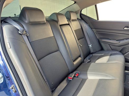 Used 2021 Nissan Altima 2.5 SR image 32