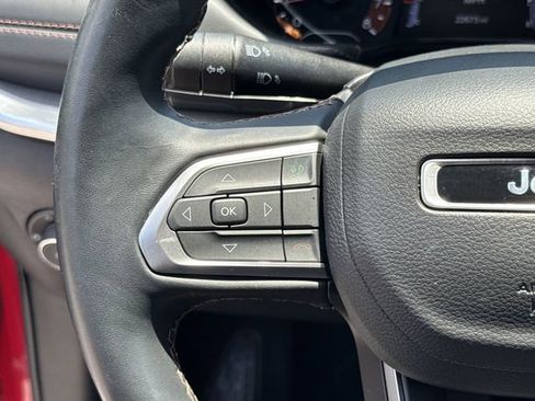 Used 2022 Jeep Compass Limited image 24