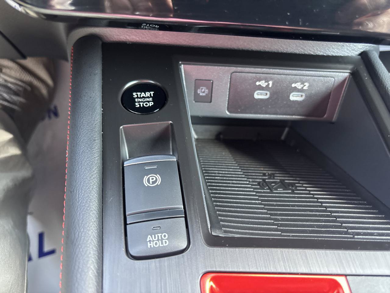 Used 2025 Nissan Kicks SR w/ SR Premium Package AWD/4WD image 21