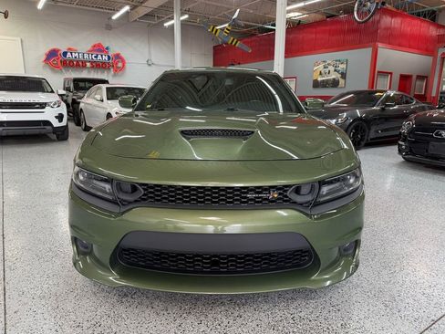 Used 2020 Dodge Charger Scat Pack w/ Dynamics Package RWD image 8