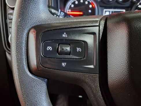 Used 2020 Chevrolet Silverado 1500 Custom w/ Custom Value Package AWD/4WD image 21