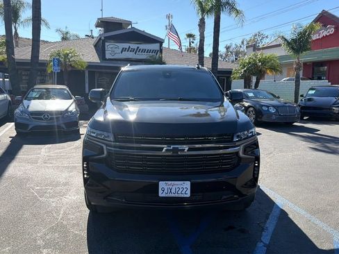 Used 2022 Chevrolet Tahoe RST RWD image 2