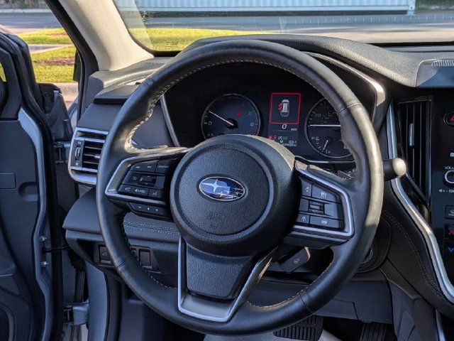 Used 2023 Subaru Outback Touring AWD/4WD image 13