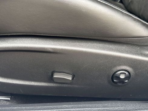 Used 2022 Dodge Challenger SRT Hellcat w/ Plus Package image 5