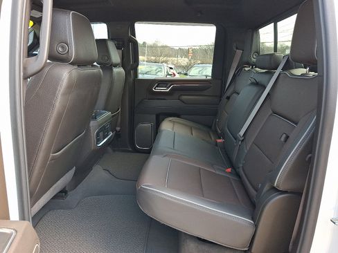 Certified 2024 GMC Sierra 2500 Denali w/ Snow Plow Prep/Camper Package AWD/4WD image 10