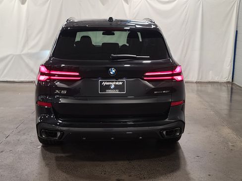 Used 2026 BMW X5 sDrive40i w/ M Sport Package RWD image 7