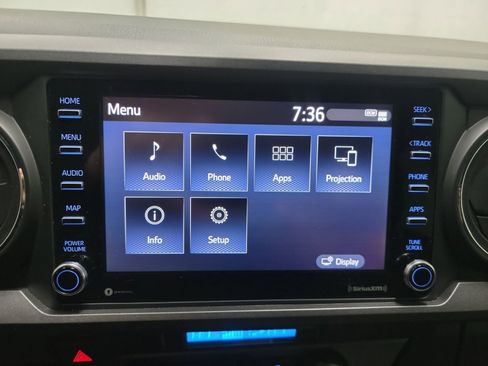 Used 2023 Toyota Tacoma TRD Off-Road image 22