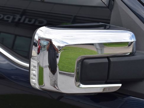 Used 2021 Ford F150 Platinum w/ Equipment Group 701A High AWD/4WD image 21
