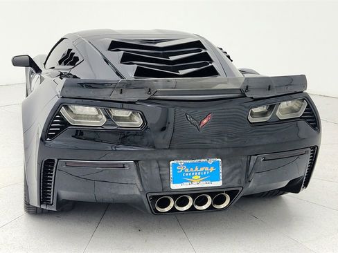 Used 2017 Chevrolet Corvette Z06 w/ Z07 Performance Package image 5