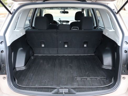 Used 2015 Subaru Forester 2.5i image 14