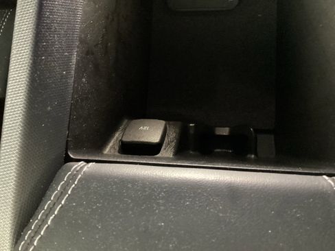 Used 2023 Ford Mustang Mach-E Premium image 31