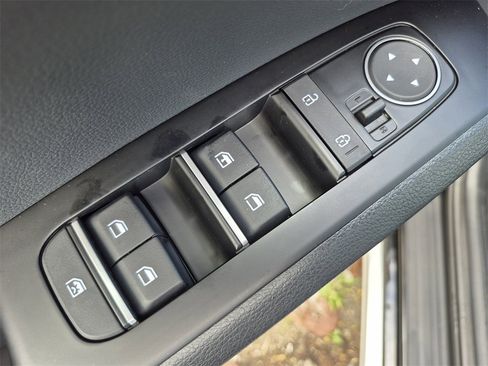 New 2025 Kia Soul GT-Line image 18