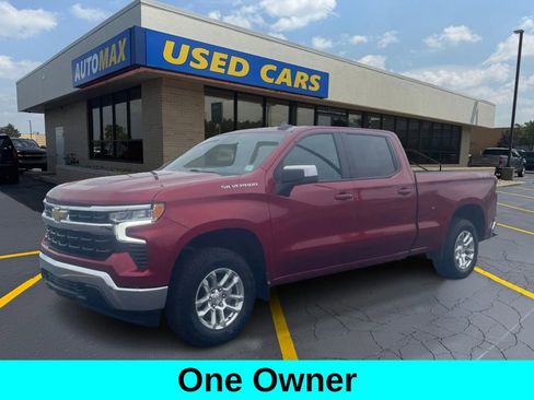 Used 2024 Chevrolet Silverado 1500 LT w/ Convenience Package II AWD/4WD image 1