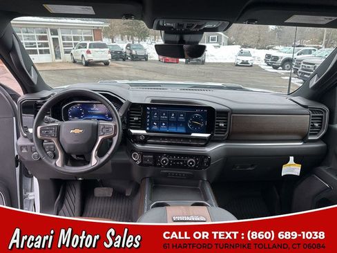 Used 2024 Chevrolet Silverado 2500 High Country w/ Technology Package image 20