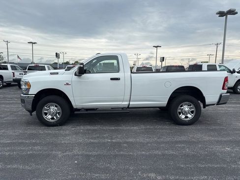 New 2024 RAM 3500 Tradesman w/ Chrome Appearance Group image 4