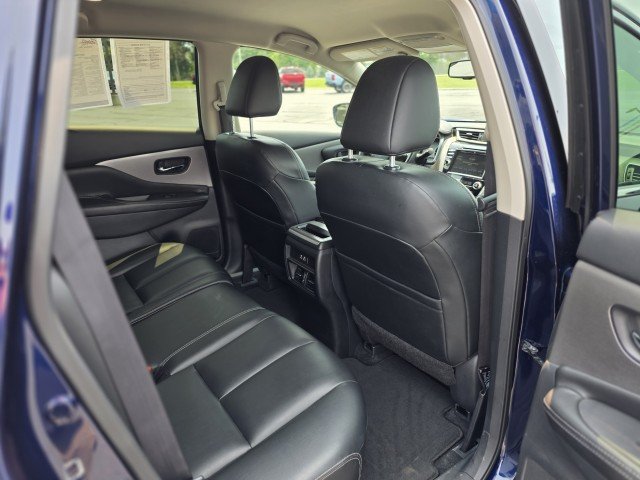 Used 2023 Nissan Murano SV AWD/4WD image 18