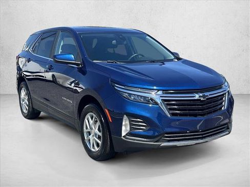 Used 2023 Chevrolet Equinox LT FWD image 3