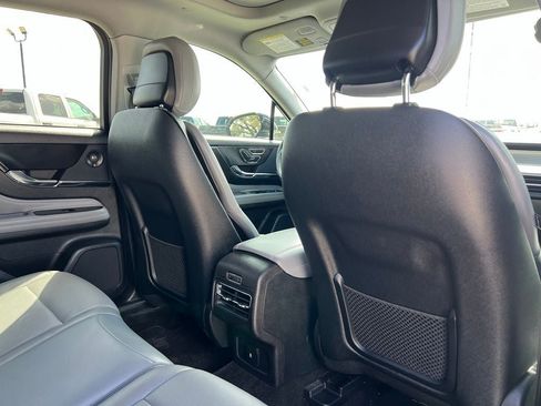 Used 2020 Lincoln Corsair Reserve w/ Appearance Package FWD image 22