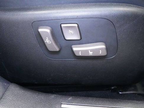 Used 2011 Lexus LS 460 AWD w/ Luxury Value Edition image 30