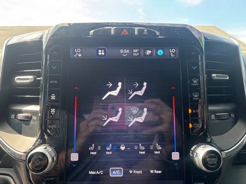 Used 2023 RAM 2500 Laramie AWD/4WD image 29