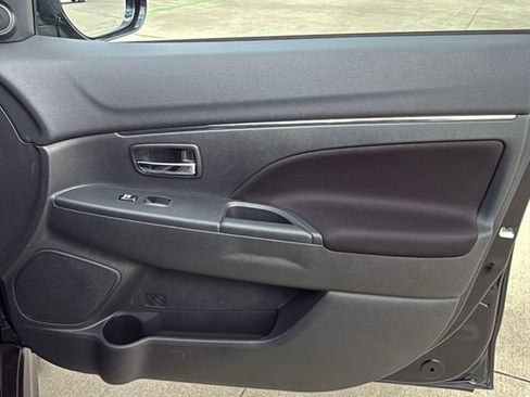 Used 2024 Mitsubishi Outlander Sport ES image 27