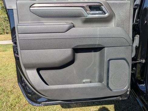 New 2025 Chevrolet Silverado 2500 LTZ w/ LTZ Convenience Package image 25