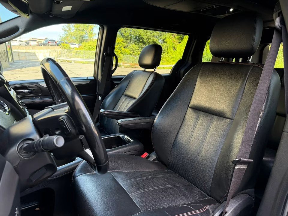 Used 2019 Dodge Grand Caravan GT FWD image 8